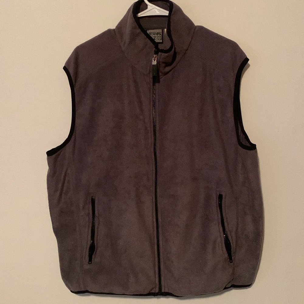 Destination Men’s Vest NWOT